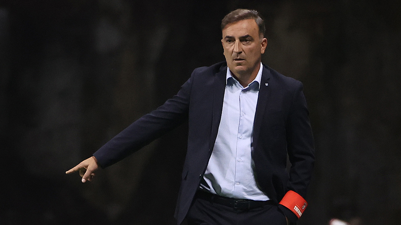 Carvalhal apresentado no Famalicão: “Quero uma equipa competitiva”